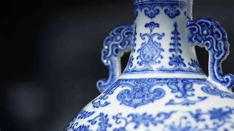 Museu de Porcelana Jingdezhen: Um mergulho na história milenar da cerâmica chinesa!